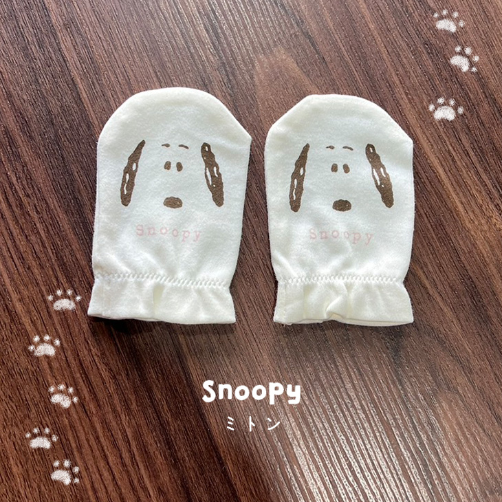 スヌーピーおむつケーキ