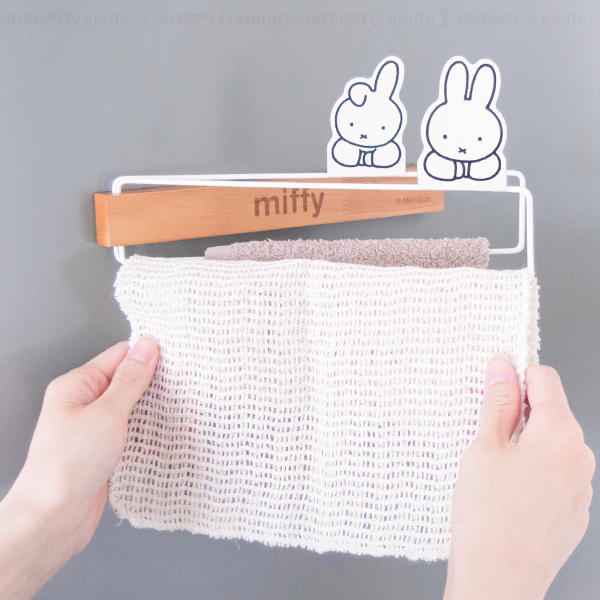 ミッフィー　ポールハンガー Dick Bruna x studioCLIPミッフィー キッズポールハンガー - メルカリ