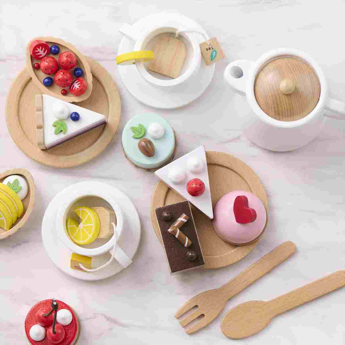 MILAN 木製おままごと　ケーキセット　木のおもちゃ ままごと 木製おままごと バースデー ケーキセット マグネット入り 無