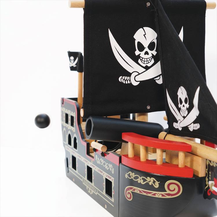 海賊船 ルトイヴァン イギリス 英国 ロンドン カラフル かわいい おもちゃ 木のおもちゃ 木製 知育玩具 安心 安全 クラシックスタイル 本格的｜smile-zakka｜05