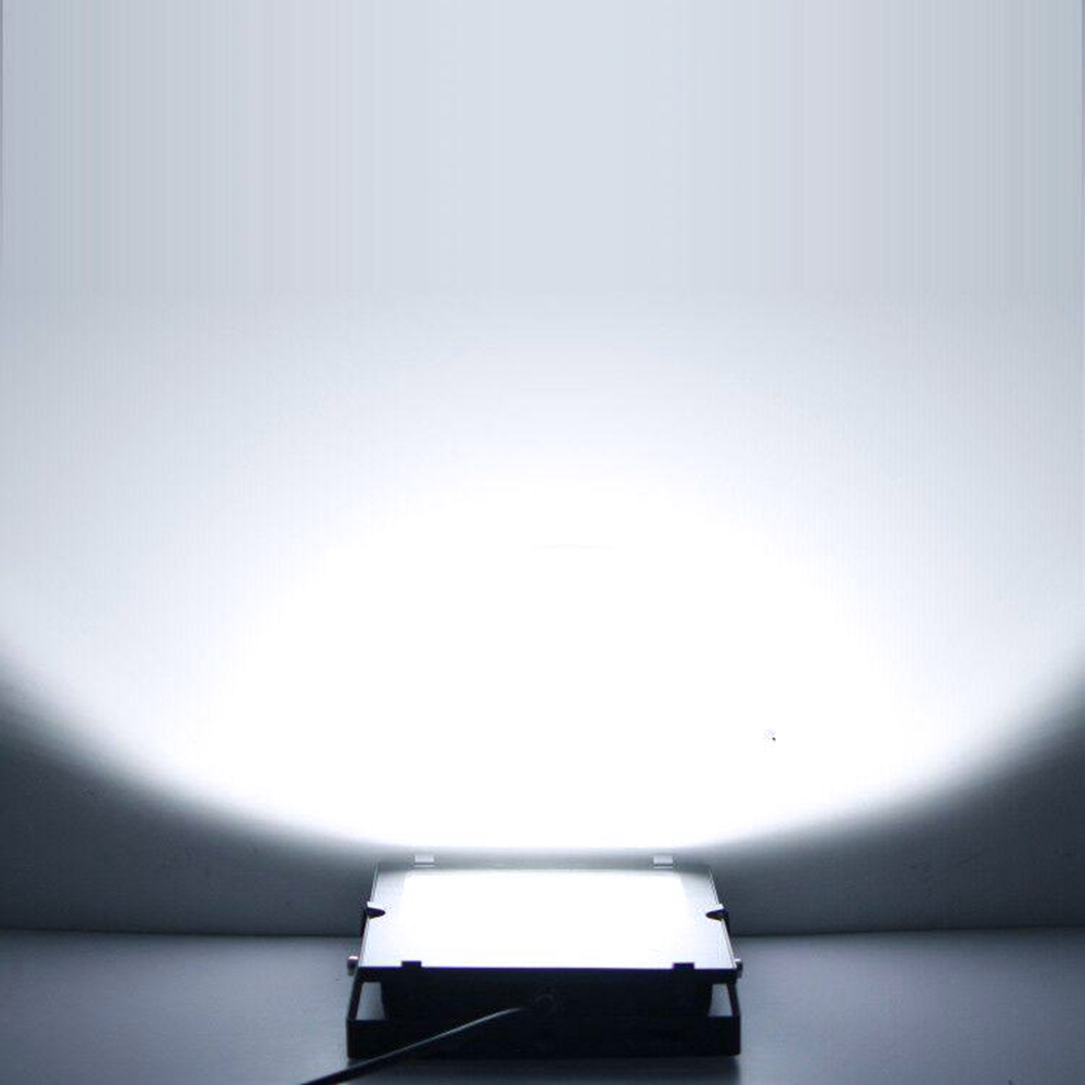 超爆光 LED投光器 薄型 100W 1000W相当 20000LM 昼光色6000K 投光器