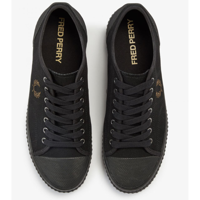 【フレッドペリー】ローカット スニーカー キャンバス UK7 黒 美品 月桂樹 FRED PERRY（フレッドペリー） 爆買 メンズ レディース スニーカー 靴