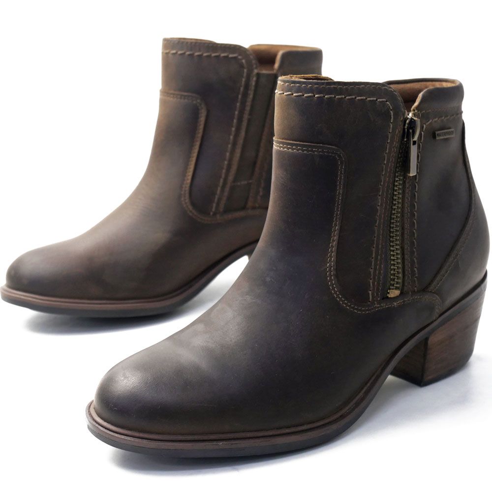 送料無料 ショートブーツ レディース FW 秋冬 新作 秋新作 冬新作 人気 流行 定番 2025 クラークス Clarks 864G 防水 ネヴァジップウォータープルーフ 本革 カジュアル アンクル丈 レザーブーツ トープレザー ショート丈 サイドジッパー付き 靴 Clarks（クラークス） ショートブーツ 防水 レディース ネヴァジップ