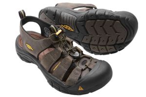 キーン KEEN メンズ サンダル ニューポート スポーツサンダル スポサン 1001870 バイソン 1022247 ブラック/スチールグレー