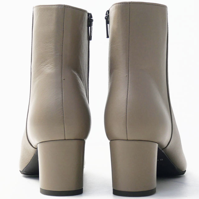 未使用リーガル社ビューフィット ショートブーツ レザー 3E 24㎝24aw REGAL（リーガル） 爆買 社製 ビューフィット サイドゴアブーツ