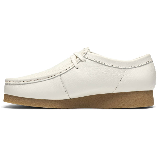 Clarks（クラークス） ワラビー EVO レザーシューズ メンズ 白 本革