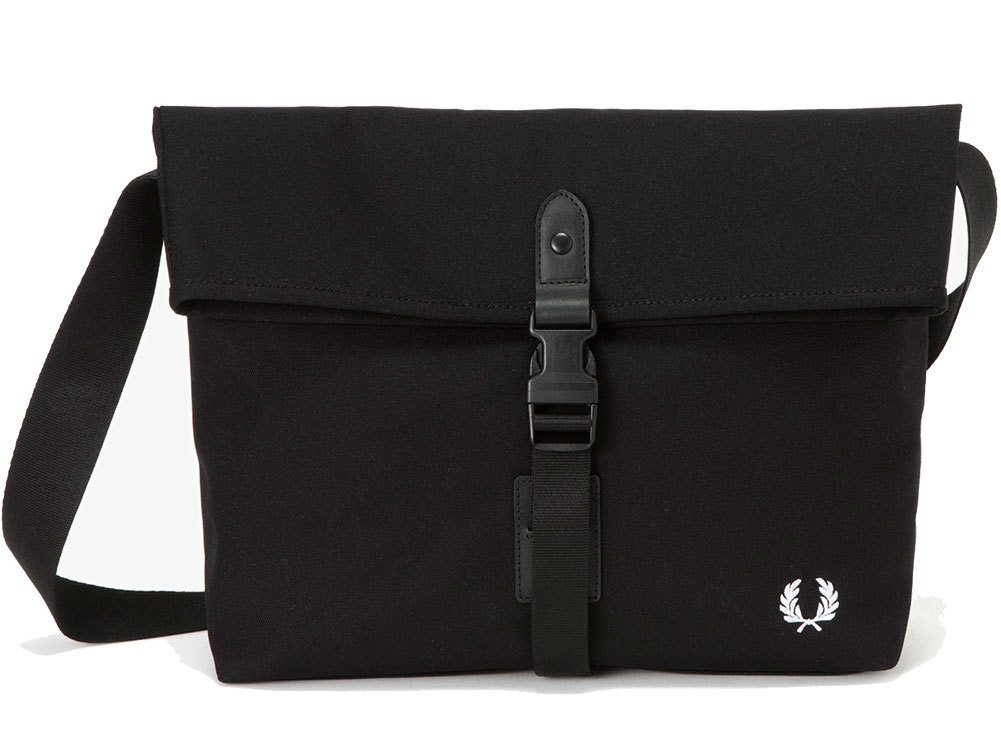 フレッドペリー Fred Perry スモールショルダーバッグ メンズ レディース F9594 斜め掛け 牛革 ポリエステル キャンバス 月桂樹 F9594 シューマートワールド 通販 Paypayモール