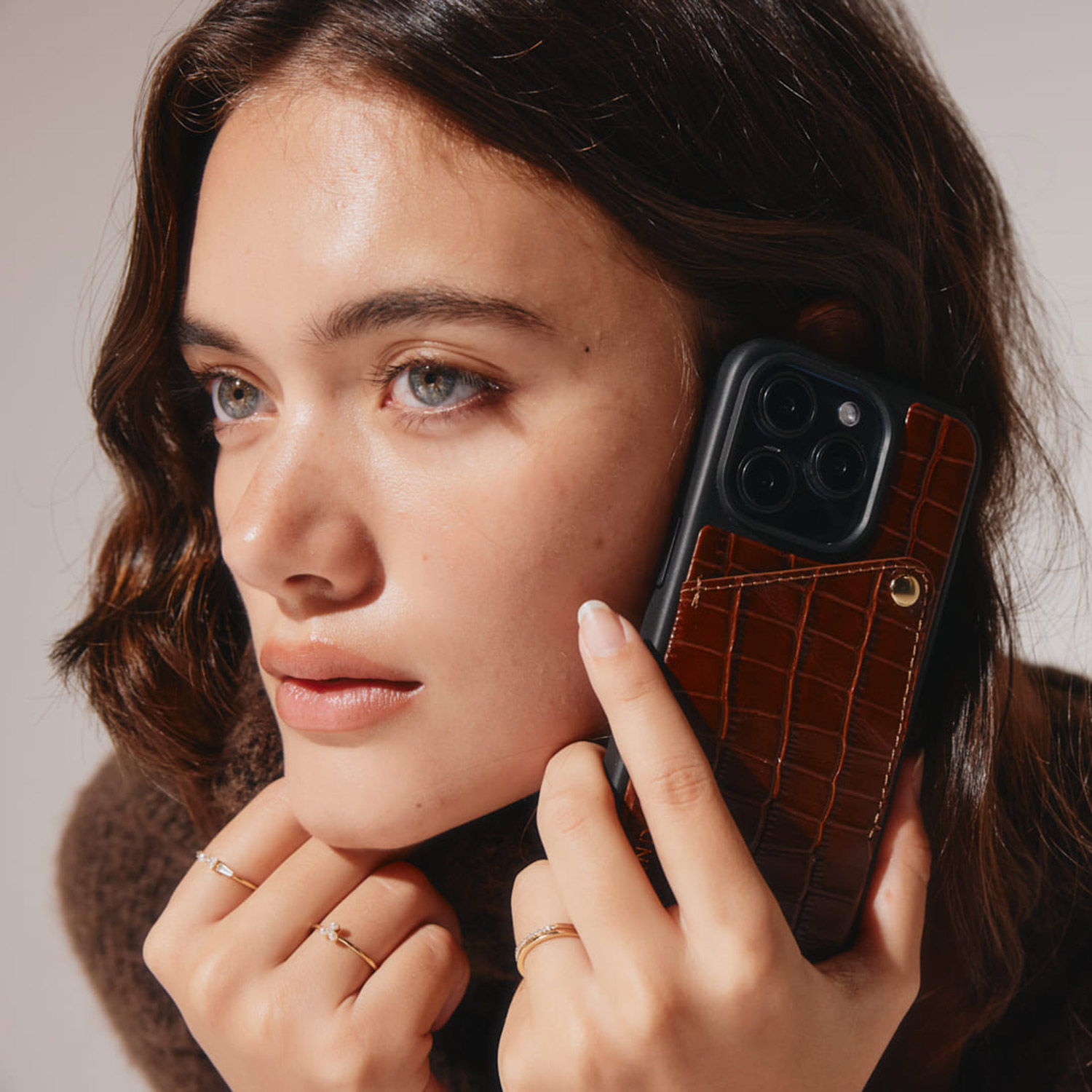 BANDOLIER（バンドリヤー） スマホショルダー スマホケース iPhone