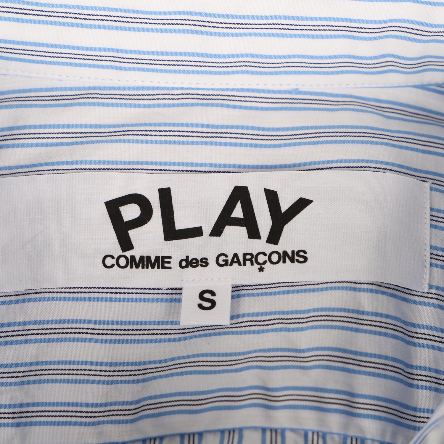 プレイ コムデギャルソン PLAY COMME des GARCONS シャツ 長袖 メンズ ストライプ ブラックハート ロゴ PLAY S  STRIPED SHIRT ブルー B020