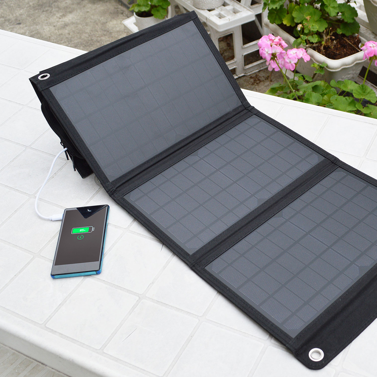 EVERBright エバーブライト ソーラーパネル 充電 太陽光 21W 小型 折り畳み 大型ポケット付 コンパクト SSBSP-21WP-F | EVERBright | 01
