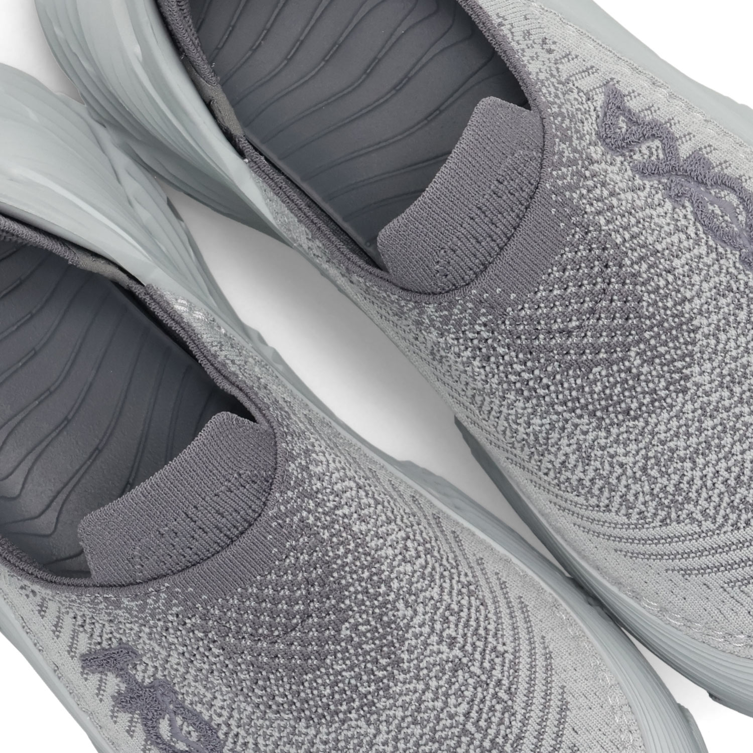 HOKA ONEONE（ホカ オネオネ） スニーカー スリッポン リストア TC