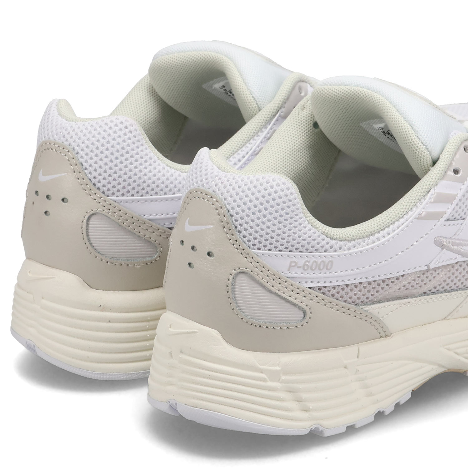NIKE ナイキ P-6000 スニーカー メンズ レディース ホワイト 白