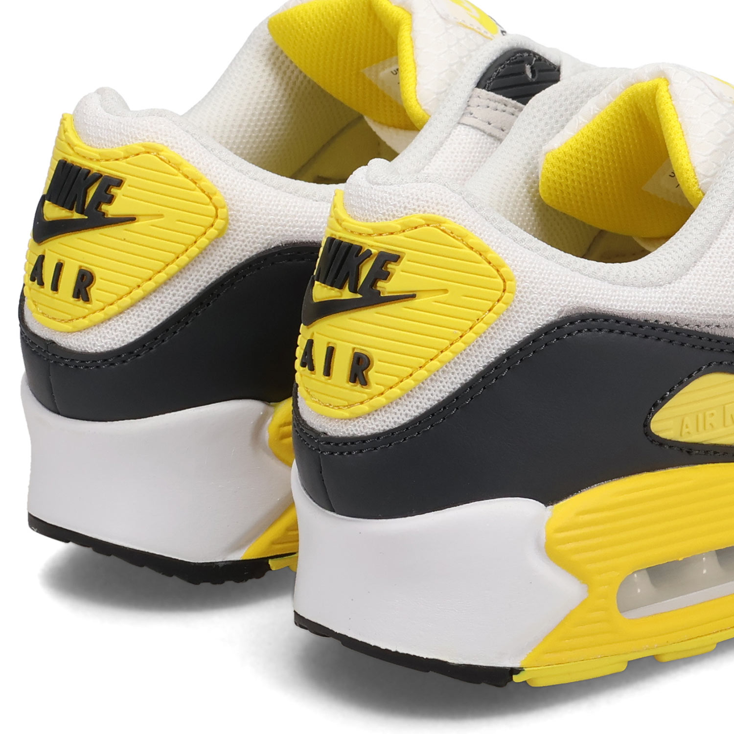 ナイキ エアマックス 90 DM0029-111 ライトニング Amazon.com | Nike Air Max 90 Men's Shoes (DM0029-111, White