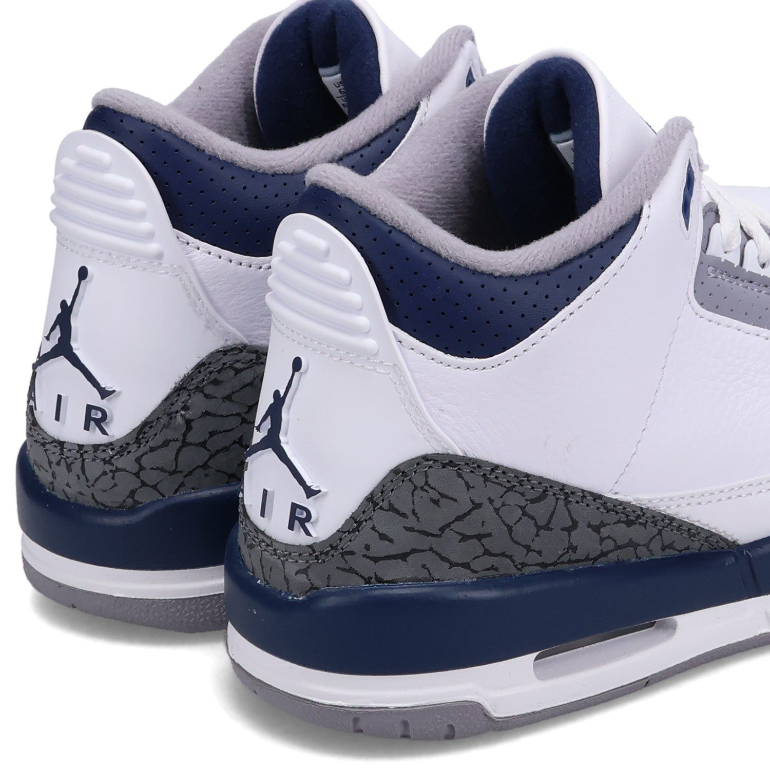 NIKE（ナイキ） エアジョーダン3 スニーカー レディース AIR JORDAN 3