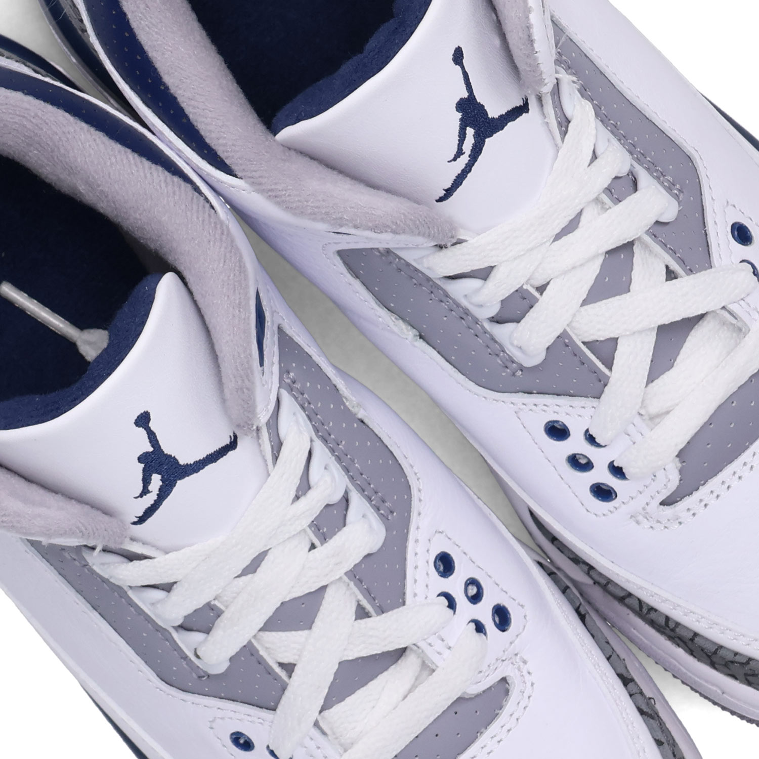 NIKE（ナイキ） エアジョーダン3 スニーカー レディース AIR JORDAN 3