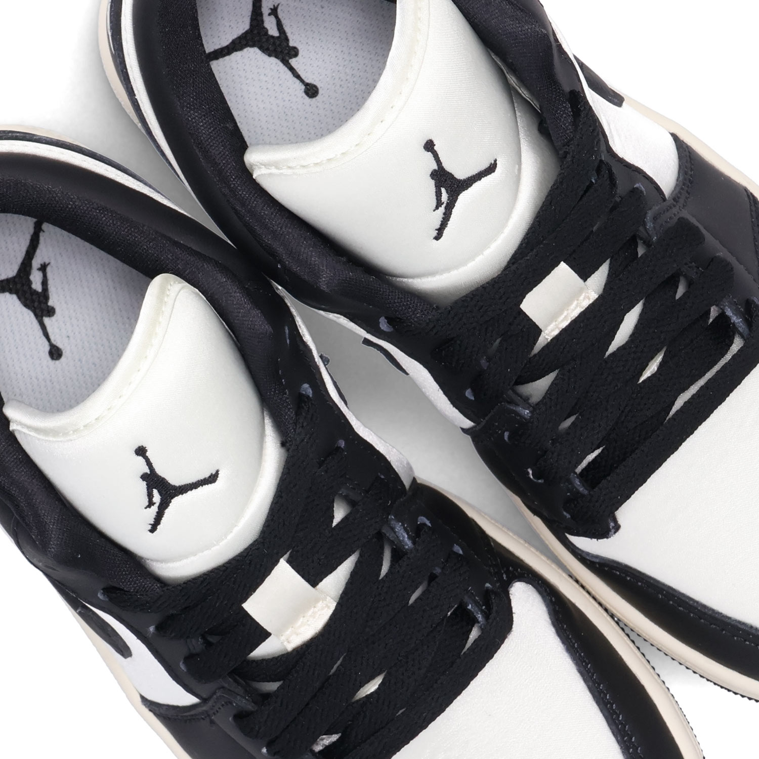 NIKE ナイキ エアジョーダン1 ロー スニーカー レディース W AIR NIKE ナイキ エアジョーダン1 ロー スニーカー レディース W AIR