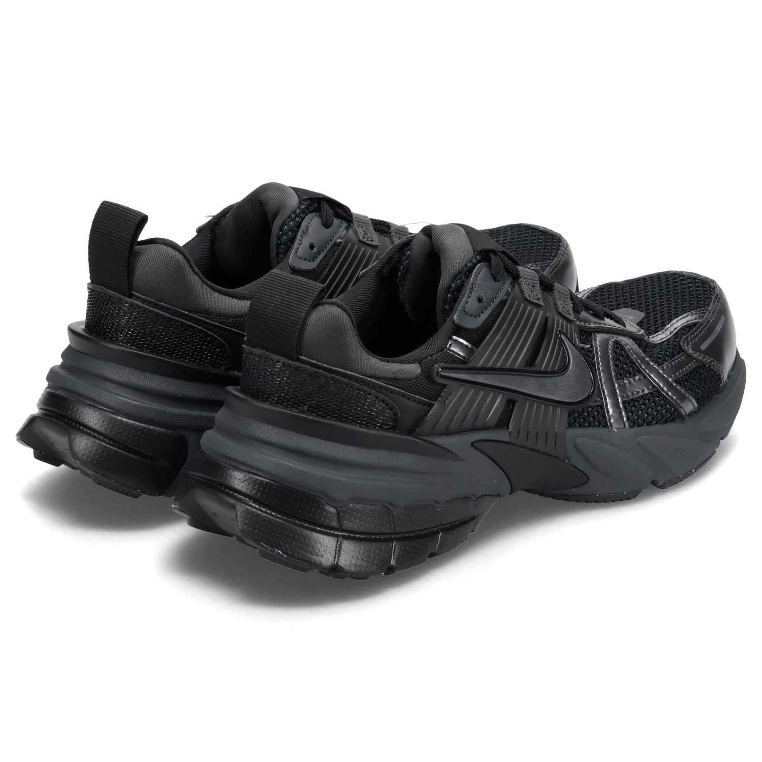 nike-fd0736-001_3.jpg