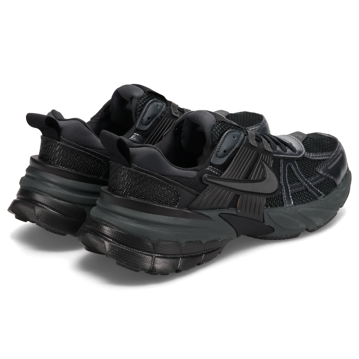NIKE V2K RUN 23㎝ オールブラック スニーカー NIKE V2K RUN 