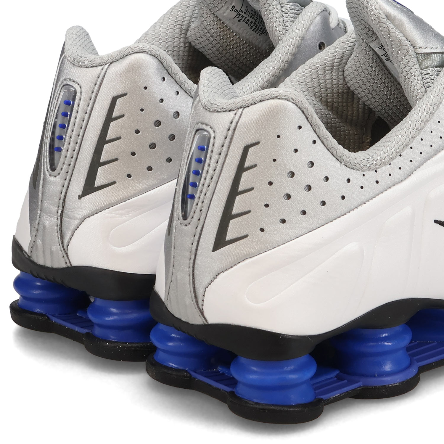 NIKE（ナイキ） ショックス R4 スニーカー メンズ レディース SHOX R4