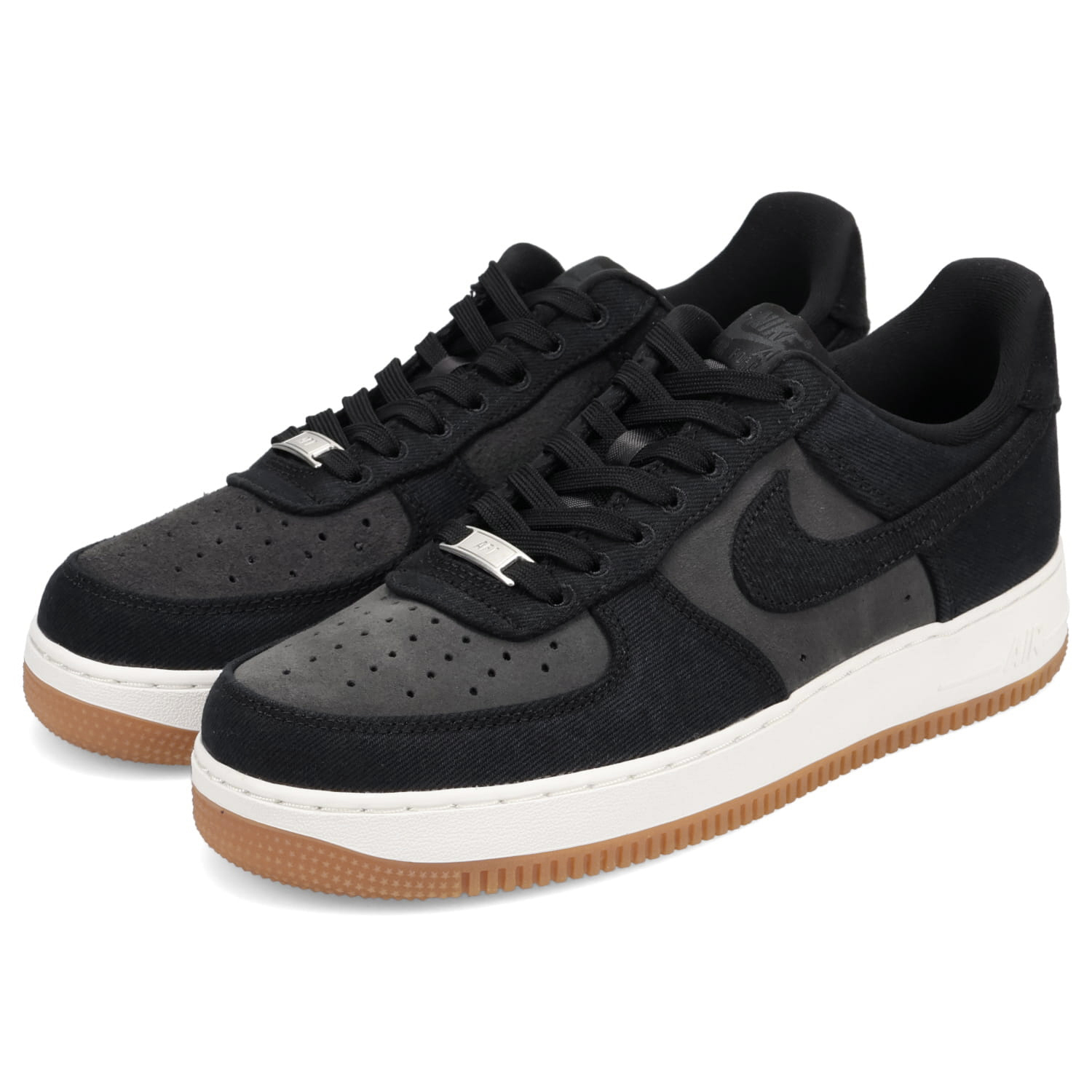 nike-ir0951-002_2.jpg