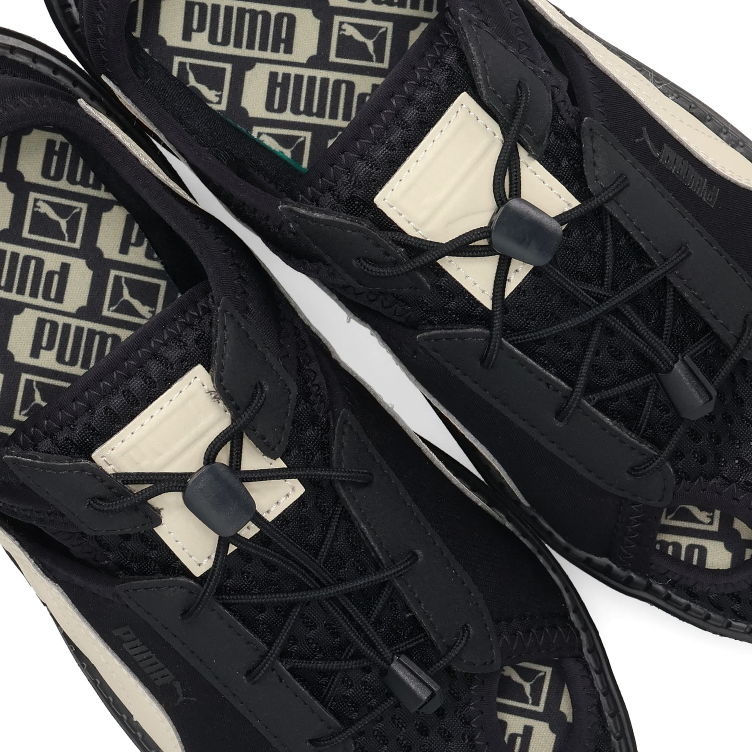 美品23.5 PUMAプーマ スエードプラットフォーム トレース E197 PUMA プーマ スニーカー プラットフォーム トレース レディース