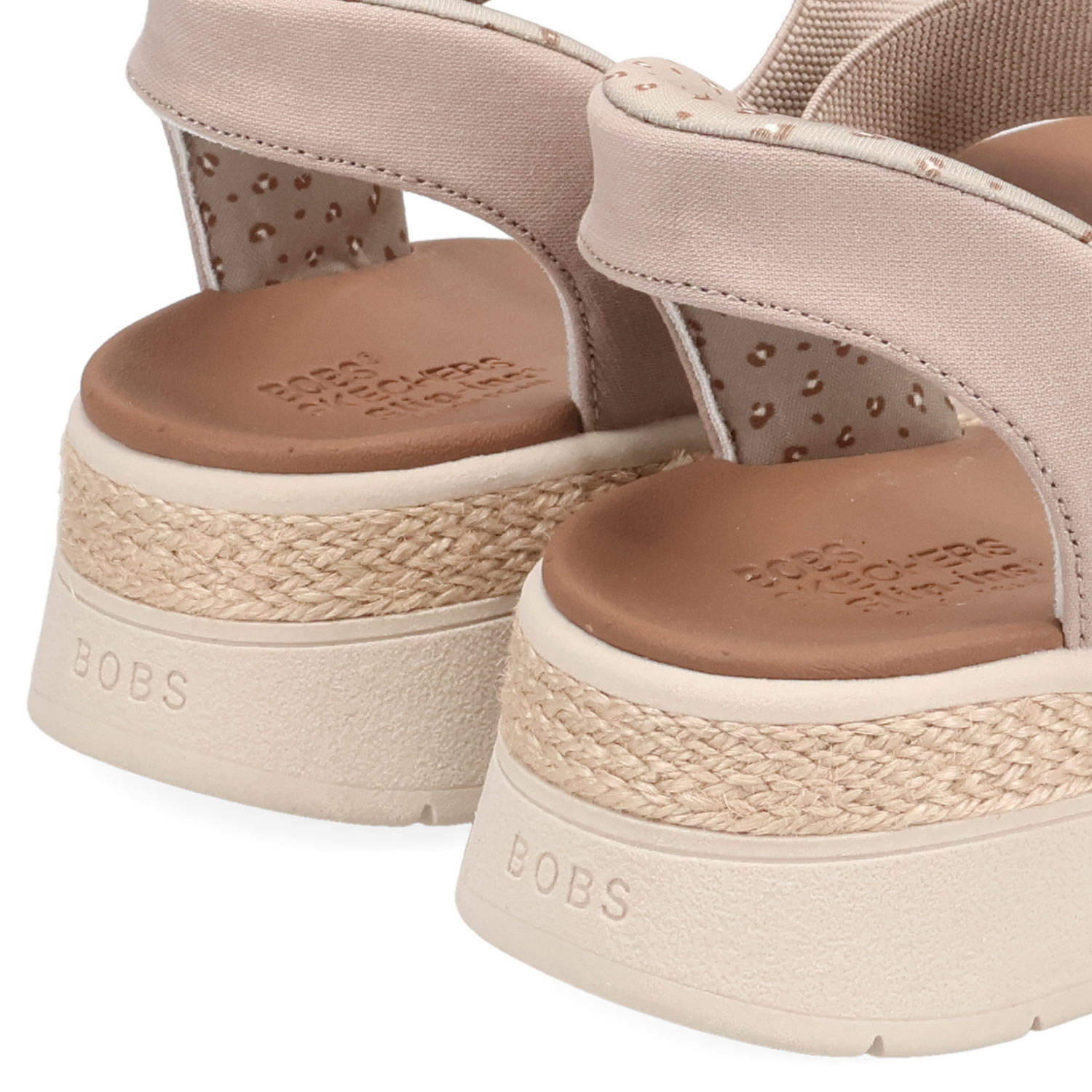 スケッチャーズスリップインズ新品レディス26㎝サンダルベージュ希少サイズ SKECHERS スケッチャーズ スリップインズ ボブス サン レイ