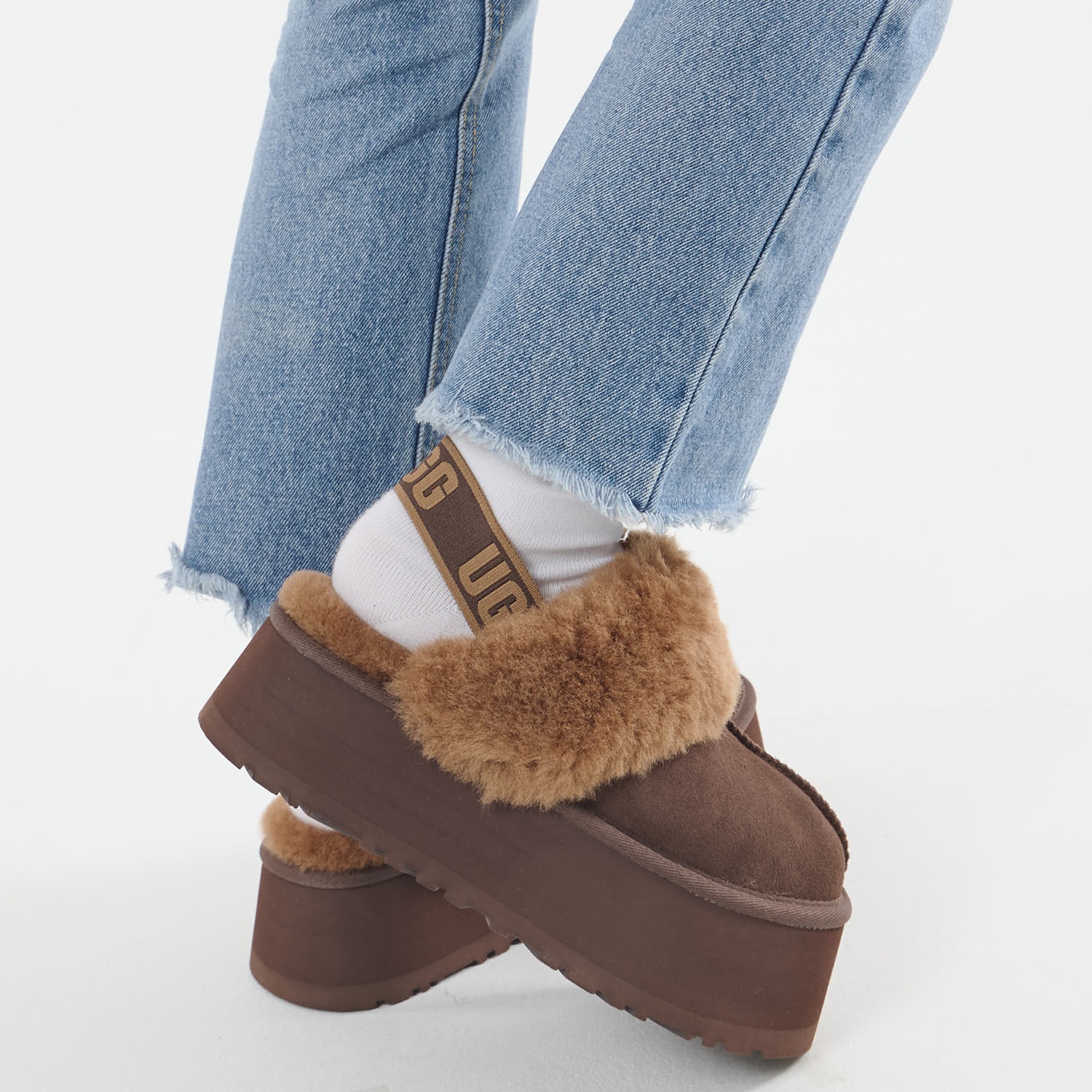 UGG（アグ） サンダル ファー ファンケット レディース 厚底 FUNKETTE
