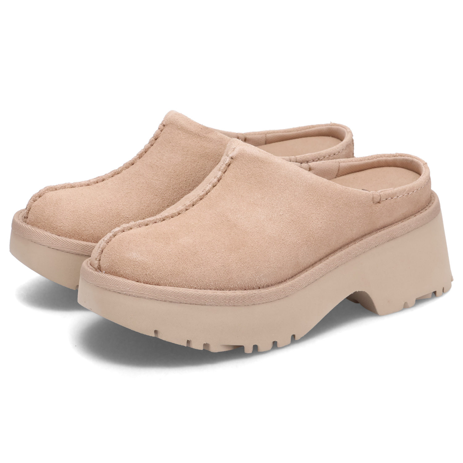 Momaです　新品　UGG シューズ UGG W CLASSIC ULTRA MINI NEW HEIGHTS CHESTNUT （アグ クラシック