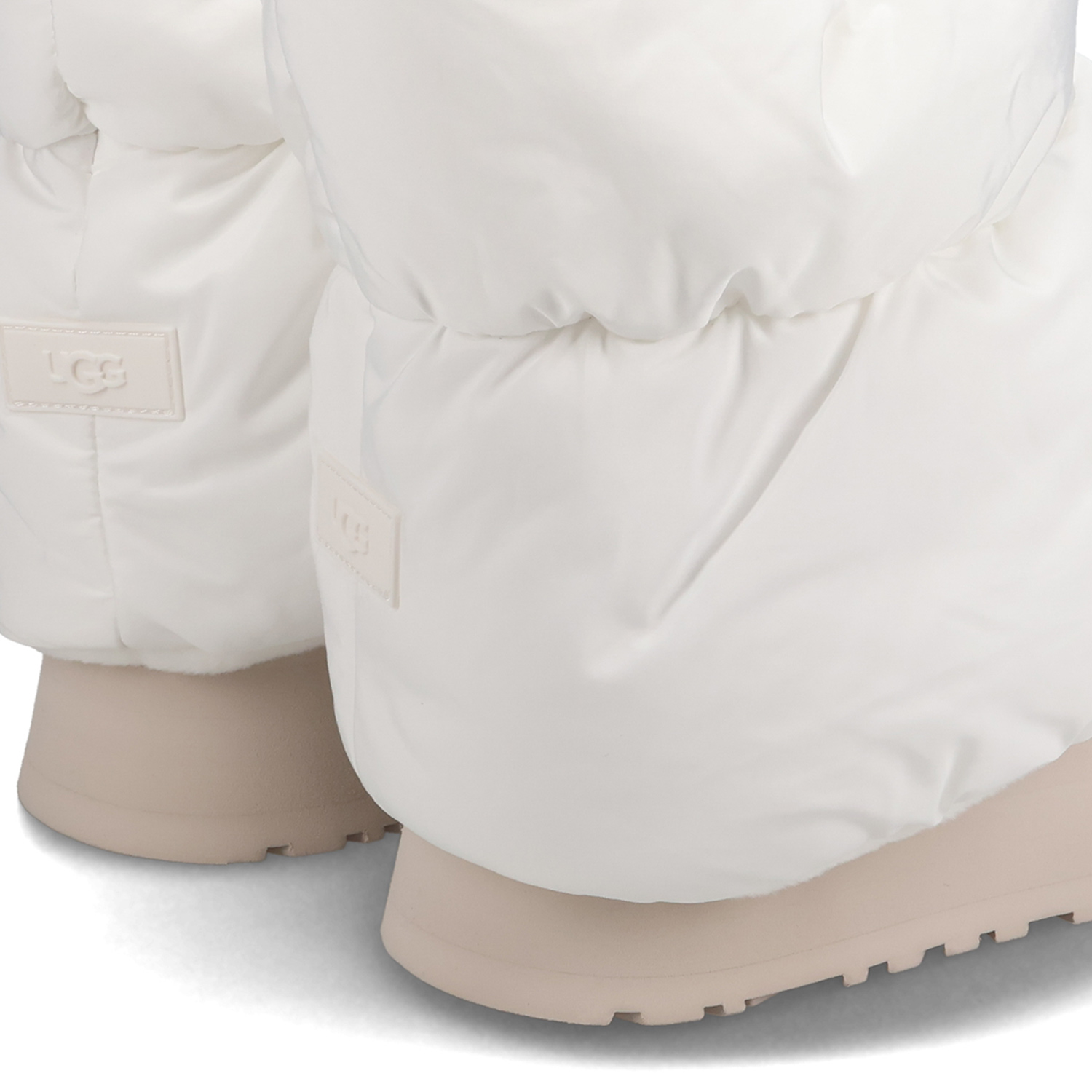 ugg-1158275_7.jpg
