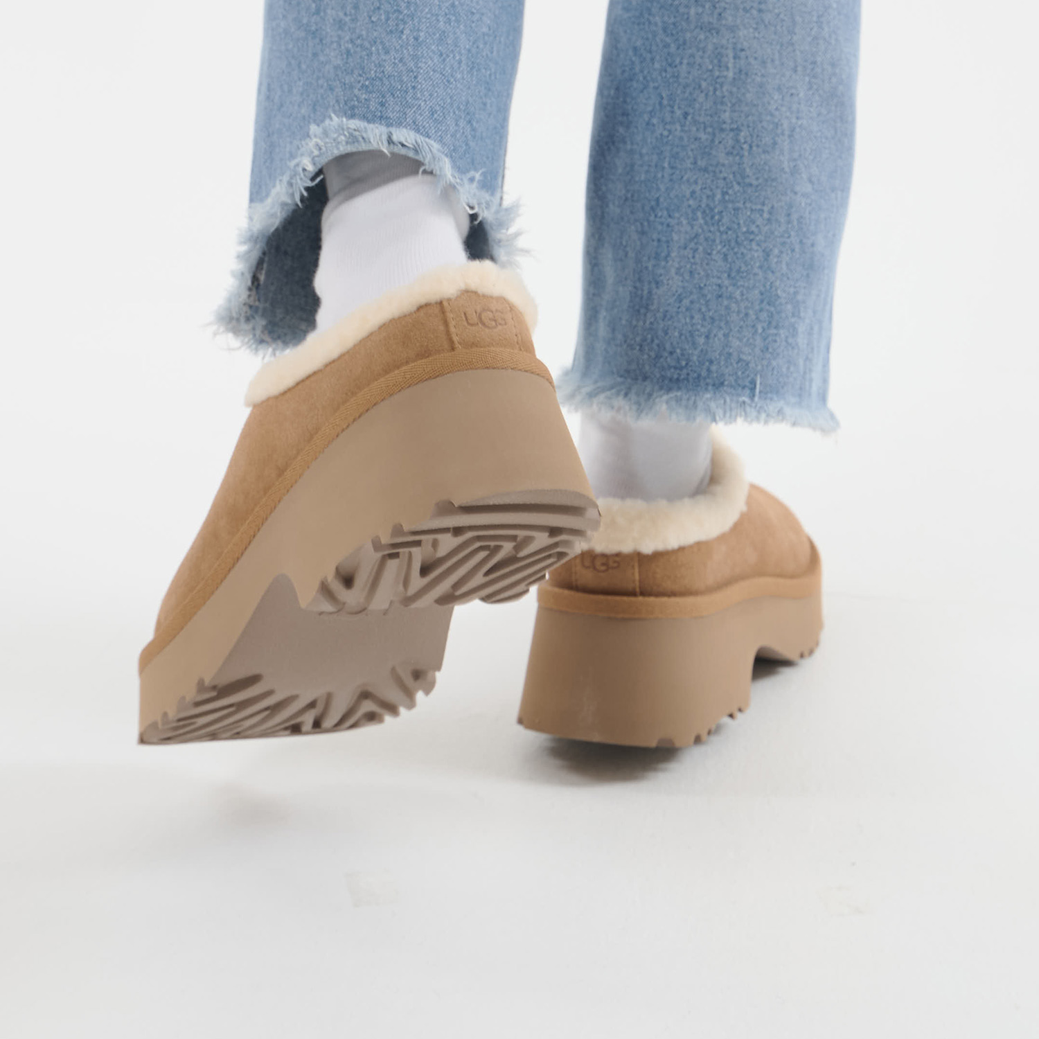 UGG アグ サンダル クロッグ ニュー ハイツ コージー レディース