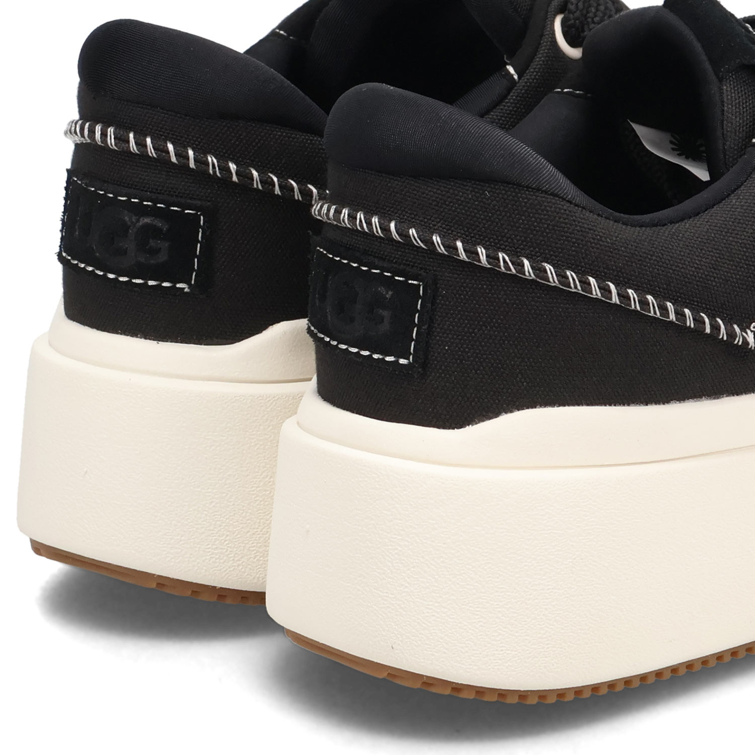 UGG アグ スニーカー スリッポン イージー ダジット