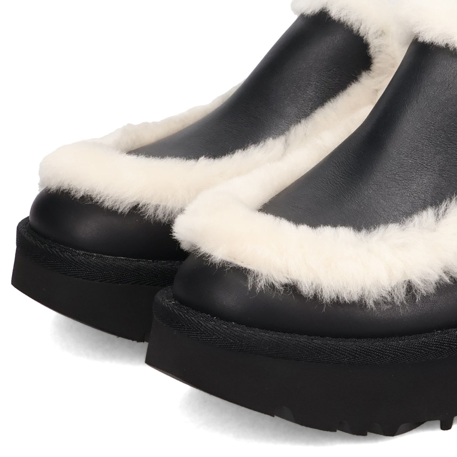 美品✨️UGG アグ スポート イヤー クロッグサンダル ブラック w9 UGG アグ クロッグサンダル スポート イヤー クロッグ メンズ