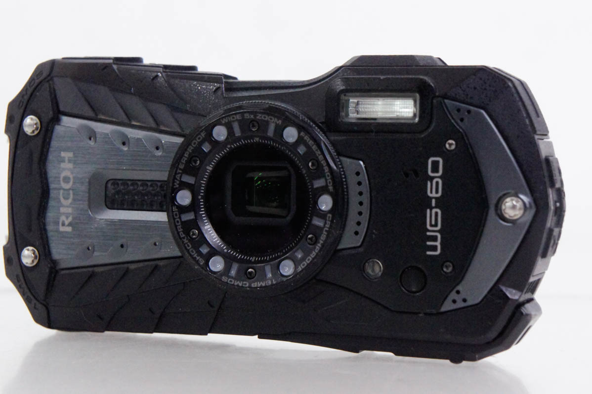 中古 RICOHリコー デジタルカメラ 1600万画素 WG-60 防水防塵 中古 RICOHリコー デジタルカメラ 1600万画素 WG-60 防水防塵