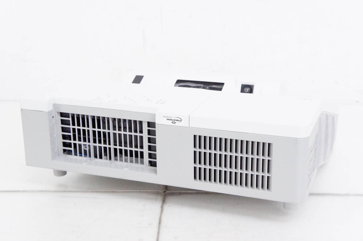 【中古】Maxellマクセル 超短投写プロジェクター MC-TW3506 3700 ルーメン 中古 Maxellマクセル 超短投写プロジェクター MC-TW3506 3700 ルーメン