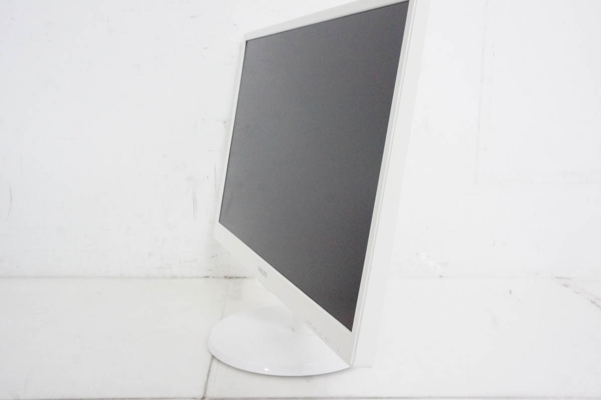 【中古】C Philipsフィリップス 23.6型ワイド液晶ディスプレイ 243V5QHAWA/11 液晶モニター 中古 Philipsフィリップス 23.6型ワイド液晶ディスプレイ