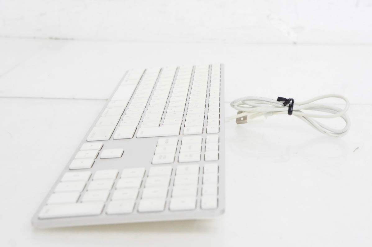中古 C Appleアップル USB Keyboard テンキー付 日本語（JIS
