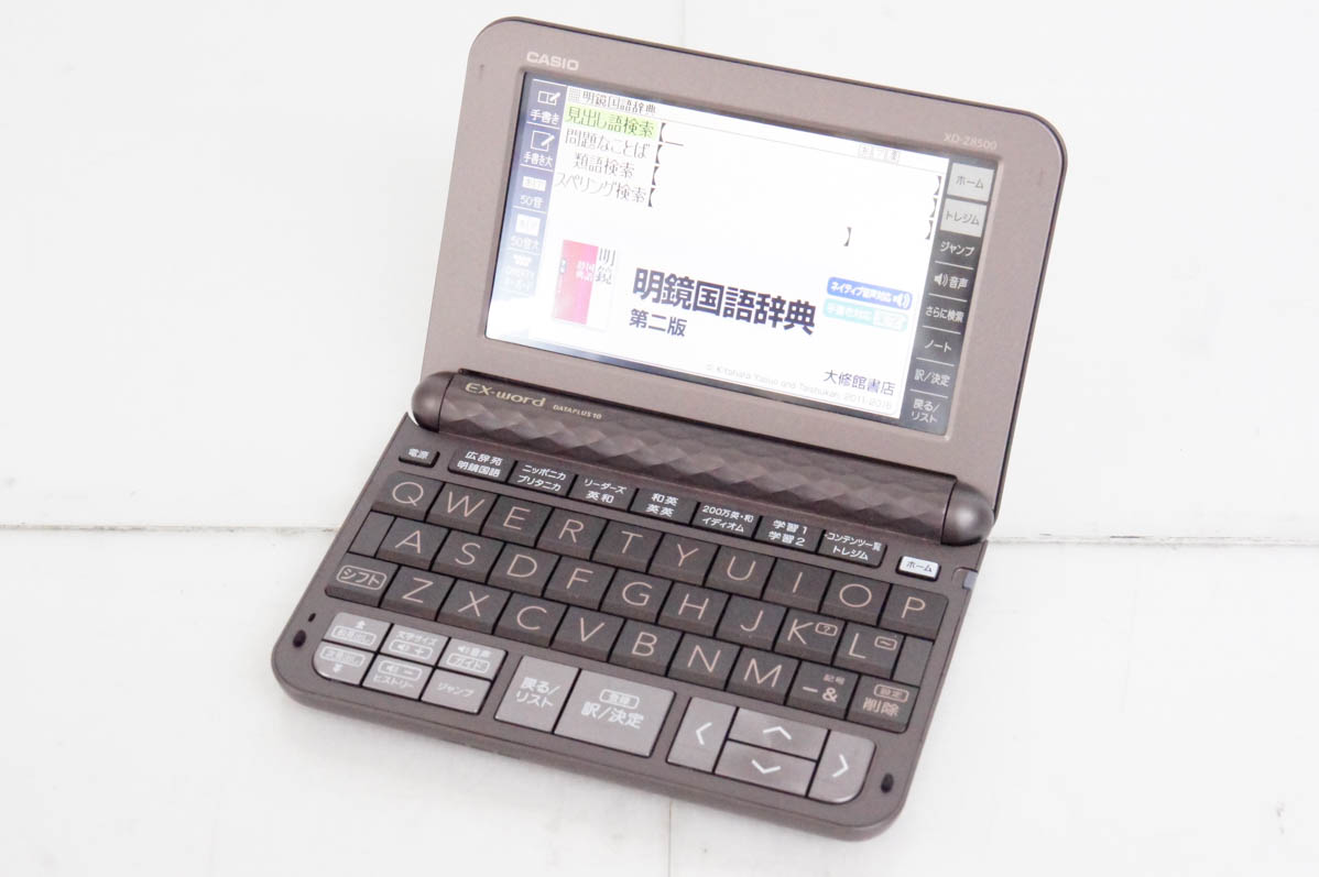 中古 CASIOカシオ 電子辞書 EX-wordエクスワード XD-Z8500 ビジネスモデル 190コンテンツ収録