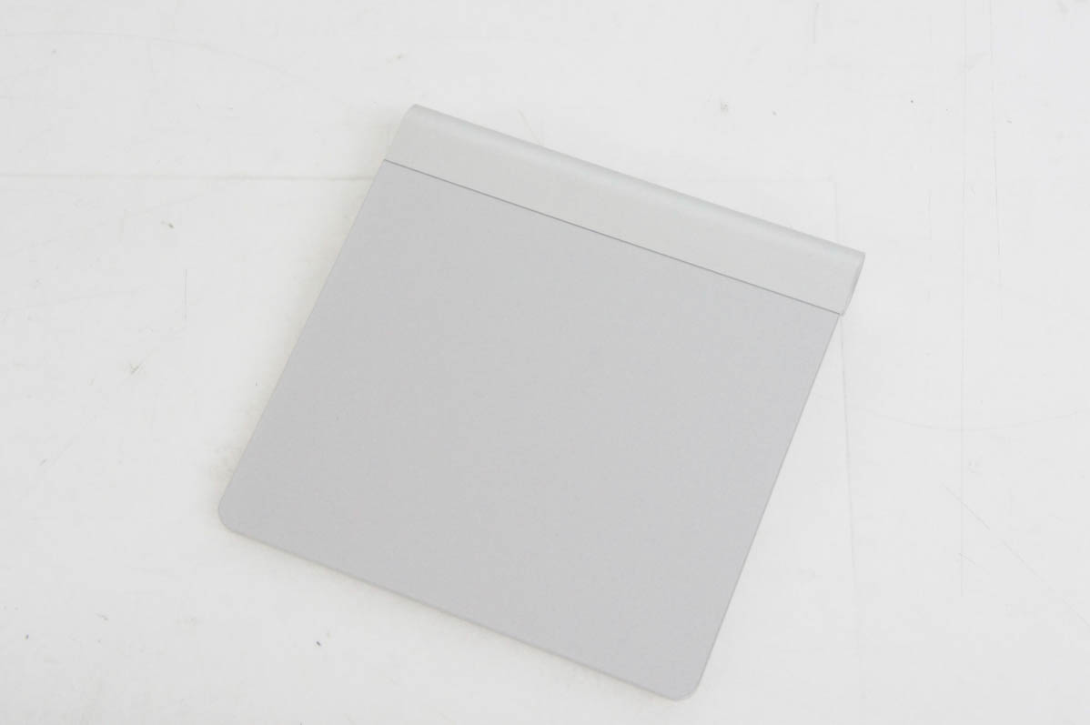 中古 Appleアップル Magic Trackpad マジックトラックパッド MC380J/A