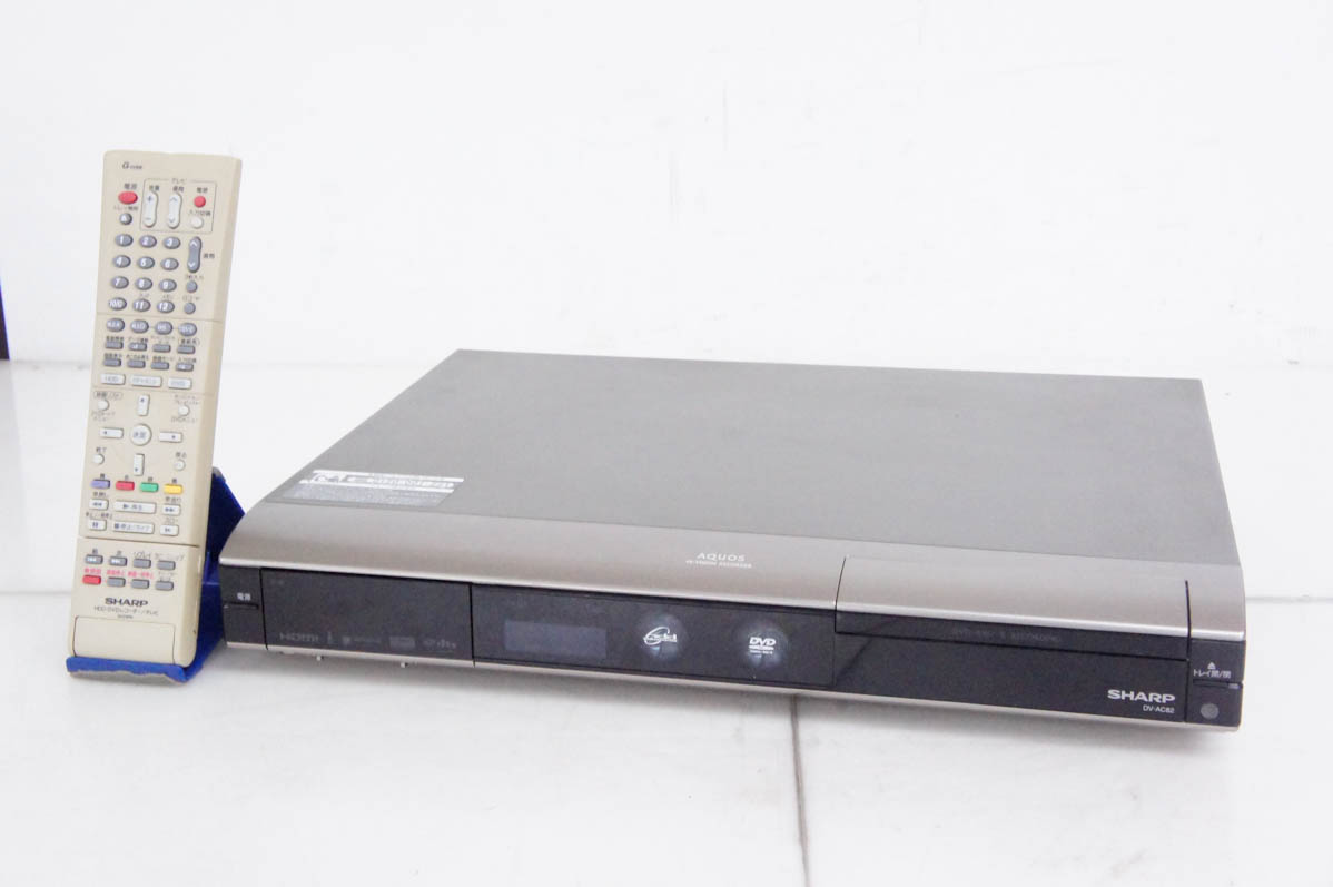 中古 SHARPシャープ AQUOS 地上・BS・110度CSデジタルチューナー内蔵