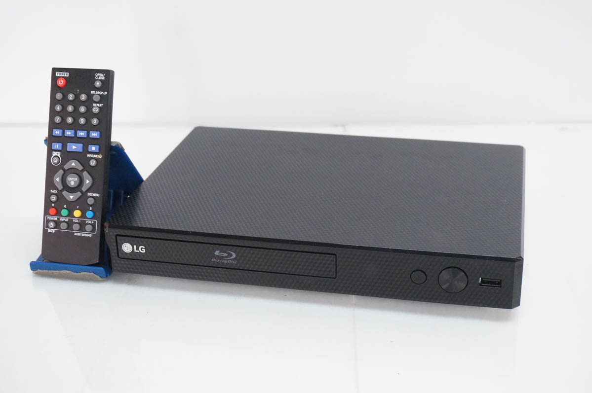 新品未使用 LG BP250 ブルーレイ/DVDプレーヤー 中古 LGエレクトロニクス ブルーレイディスク/DVDプレーヤー BP250