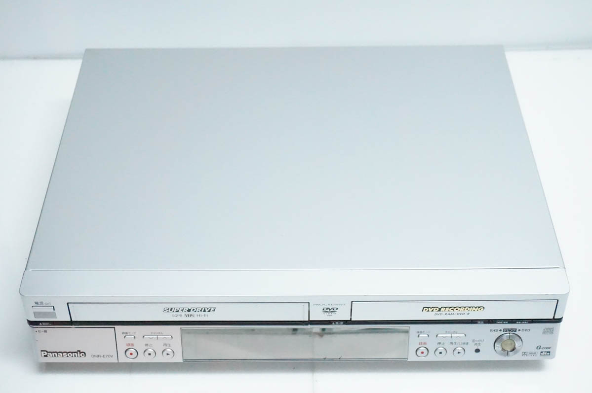 Panasonic VHS / DVD 一体型 レコーダー DMR-E70V 【公式通販】