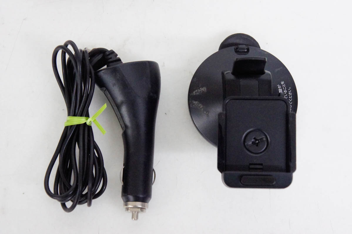 中古 Panasonicパナソニック 7型ポータブルナビ Gorilla CN-G700D
