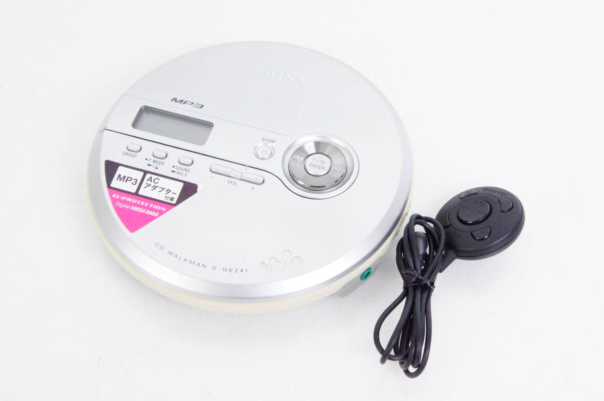 中古 SONYソニー CD Walkman ウォークマン D-NE241 ポータブル
