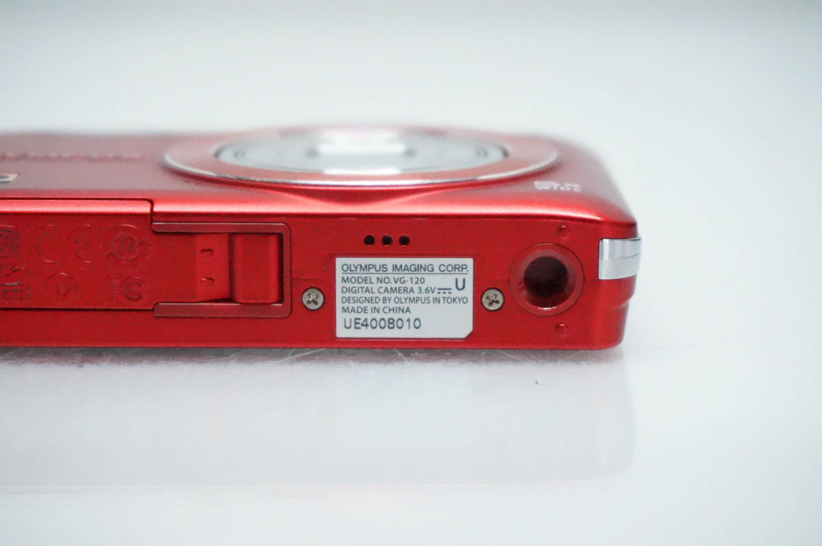 中古 OLYMPUSオリンパス コンパクトデジタルカメラ 1400万画素 VG-120