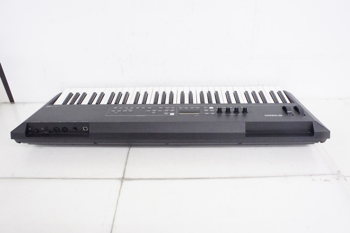 YAMAHA KX61 MIDIキーボード￼ 中古 YAMAHAヤマハ USBキーボードスタジオ KX61 MIDIキーボード