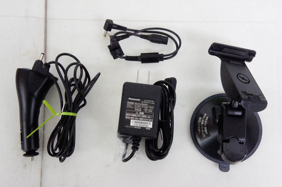 中古 Panasonicパナソニック ポータブル 5V型 SSDカーナビゲーション