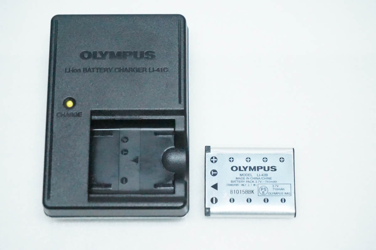 中古 OLYMPUSオリンパス コンパクトデジタルカメラ 1200万画素 FE-5010
