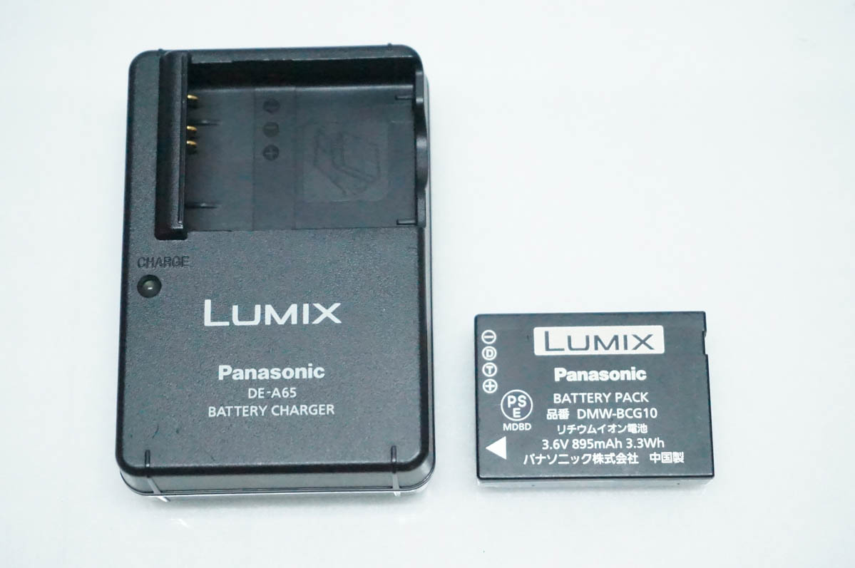 中古 Panasonicパナソニック コンパクトデジタルカメラ LUMIX