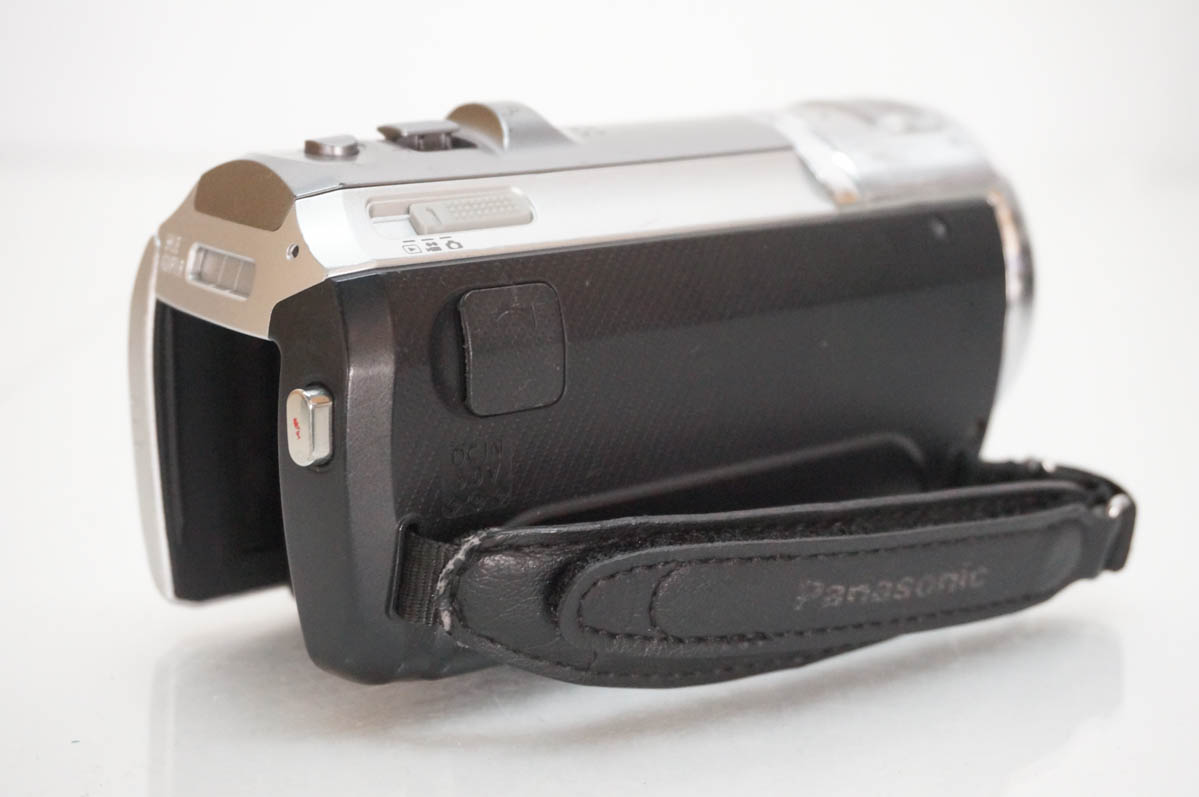 Panasonic HC-V600M ビデオカメラ 本体　美品 中古 Panasonicパナソニック デジタルハイビジョンビデオカメラ HC