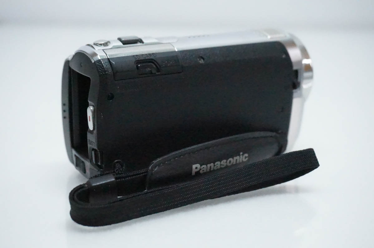 中古 Panasonicパナソニック HDC-TM30 ハイビジョンデジタルビデオ